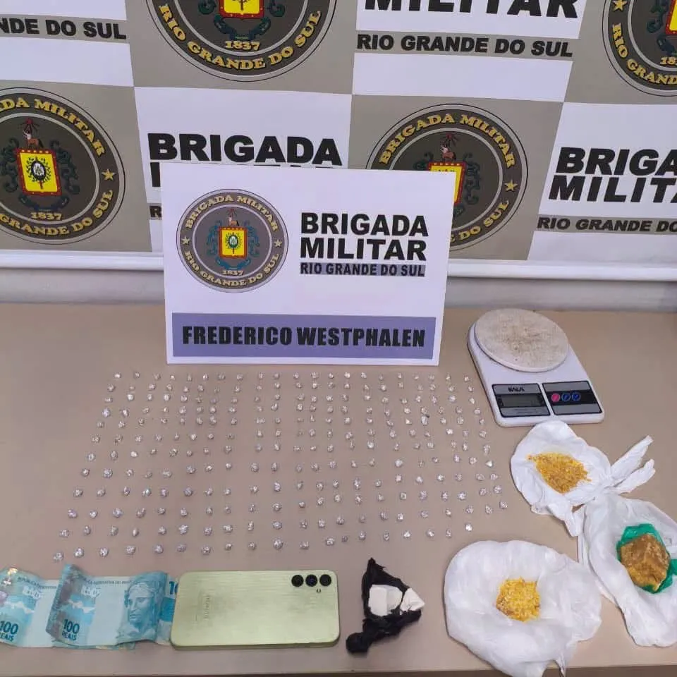 Frederico Westphalen/RS - Brigada Militar prende homem de 23 anos por tráfico de drogas