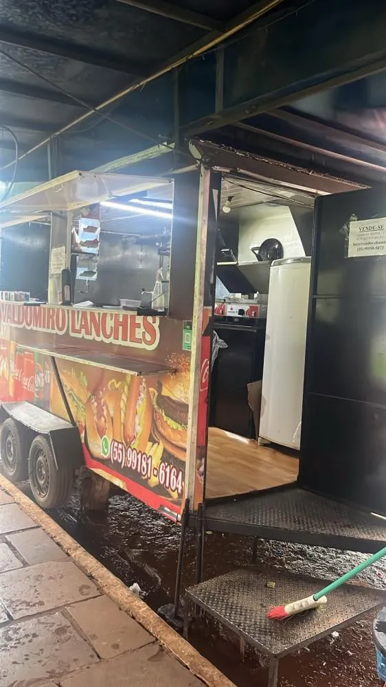 Lancheria é invadida durante a madrugada no centro de Tenente Portela